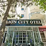 Lion * Büyükçekmece