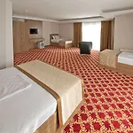 Lion Hotel Büyükçekmece